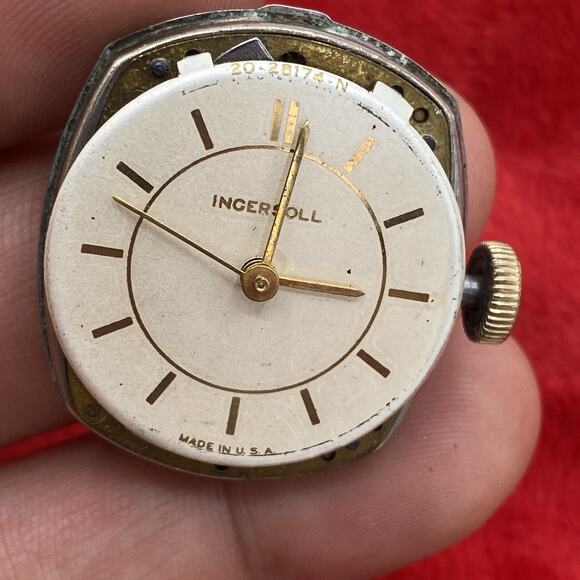 Antique Ingersoll watch movement w dial and hands for parts or repair Made USA - Picture 13 of 15